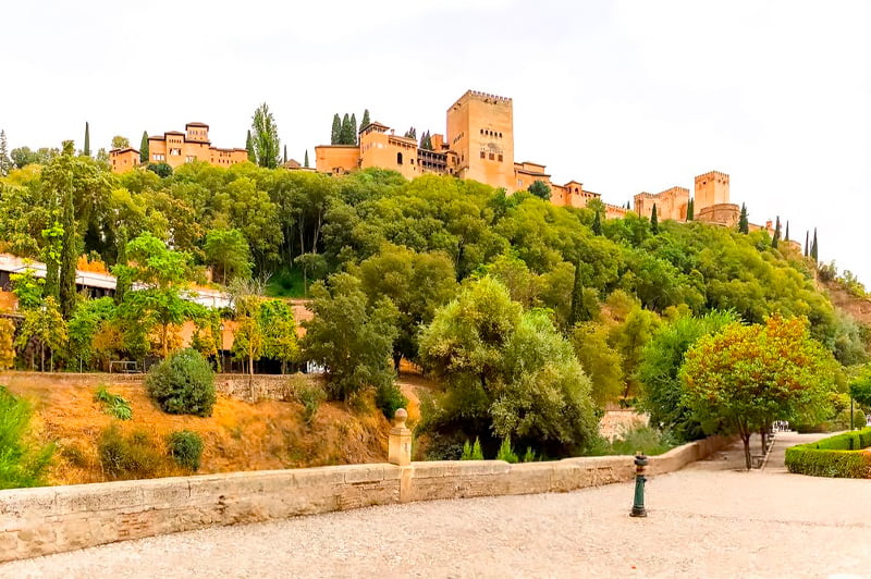 vista panorámica de Granada - la luna de Moscú